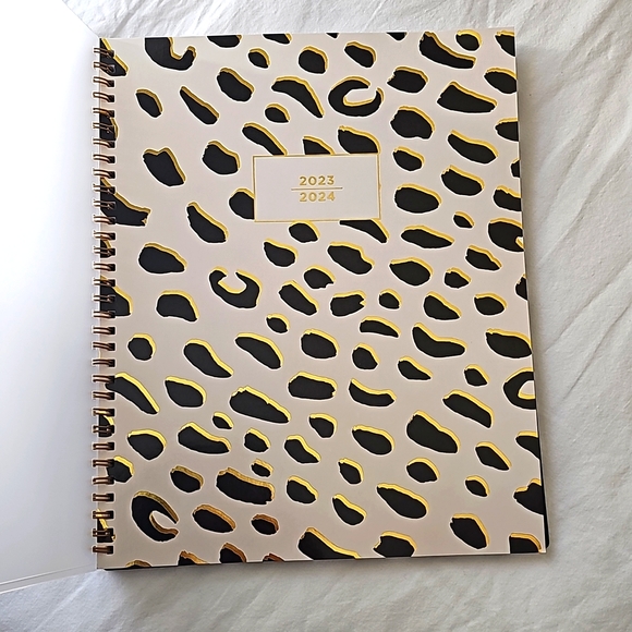 Officw Leopard🐆 print gold black 23/24  weekly/monthly Planning Calendar 📅 - Picture 1 of 3